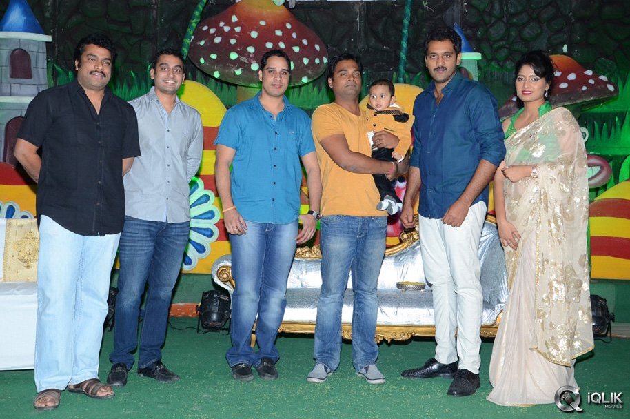 Ajay-Son-Dheeran-1st-Birthday-Celebrations-2014